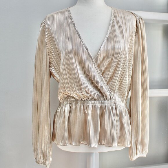 On 34th Champagne Gold Metallic Plissé Surplice-Neck Peplum Blouse Top Medium - Picture 1 of 7